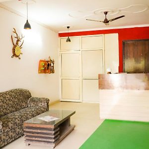 Hotel Rose - 2 Mins From Dwarka Sec 9 Metro